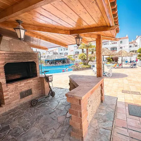 219 - Amarilla Golf *