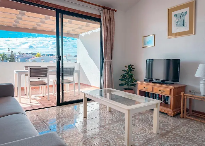 219 - Amarilla Golf San Miguel de Abona